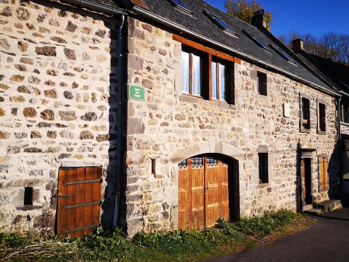 Maison De Varennes Chambon-sur-Lac Exteriör bild