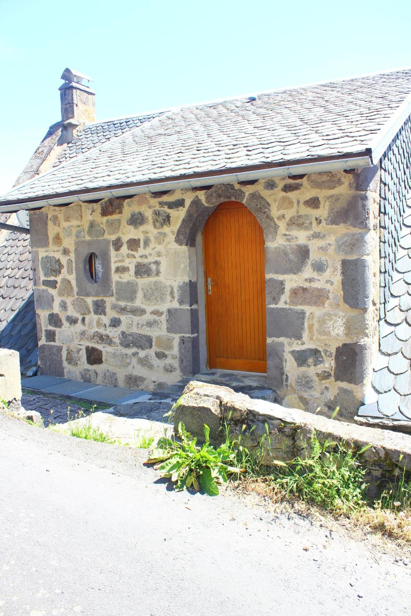 Maison De Varennes Chambon-sur-Lac Rum bild
