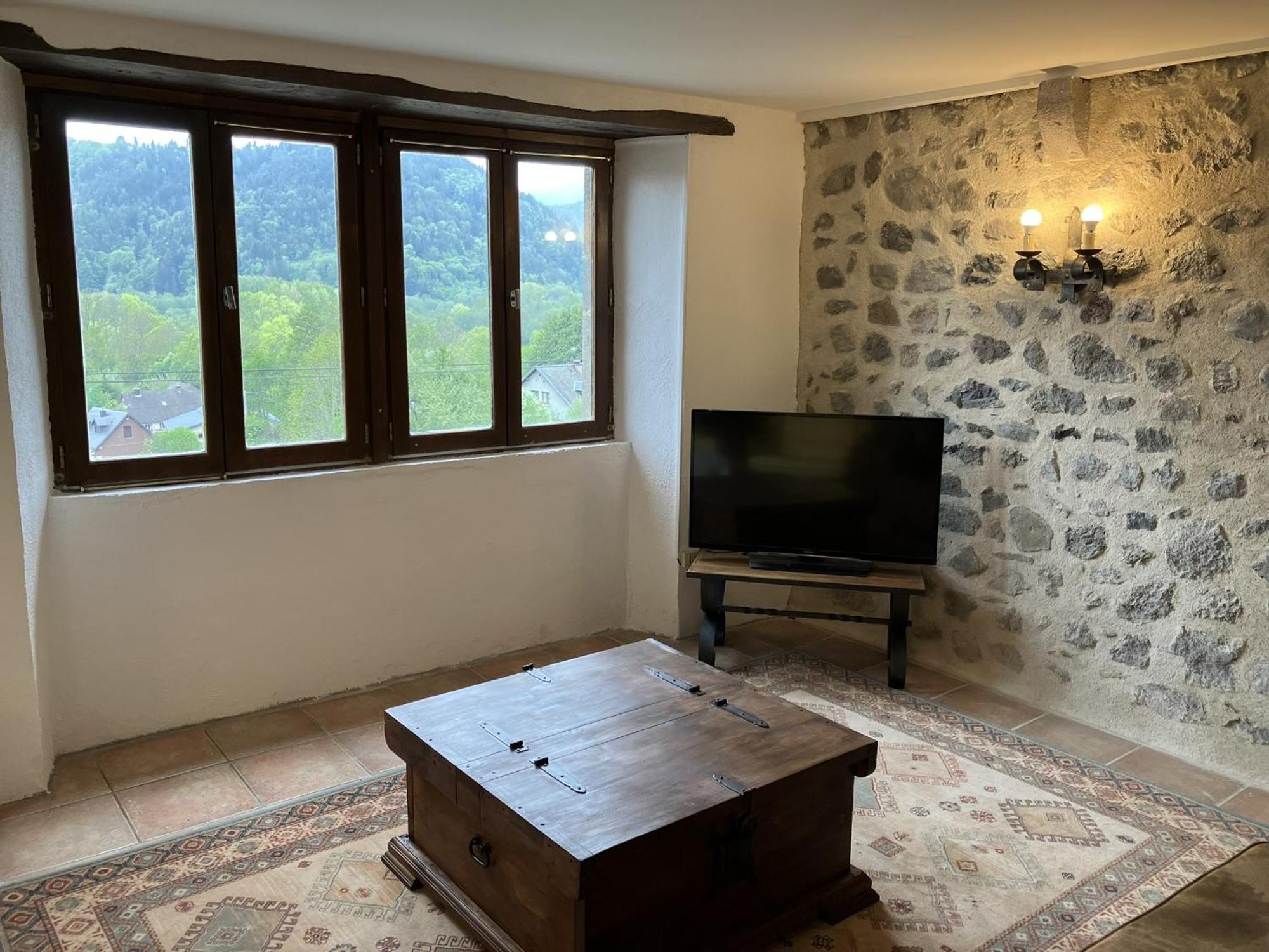 Maison De Varennes Chambon-sur-Lac Rum bild