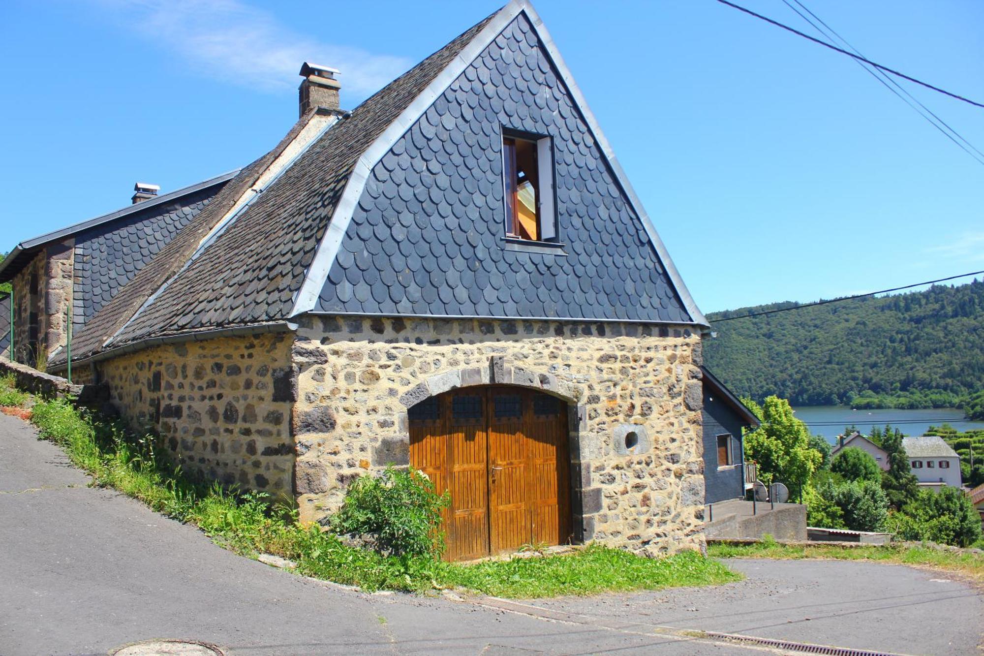 Maison De Varennes Chambon-sur-Lac Exteriör bild