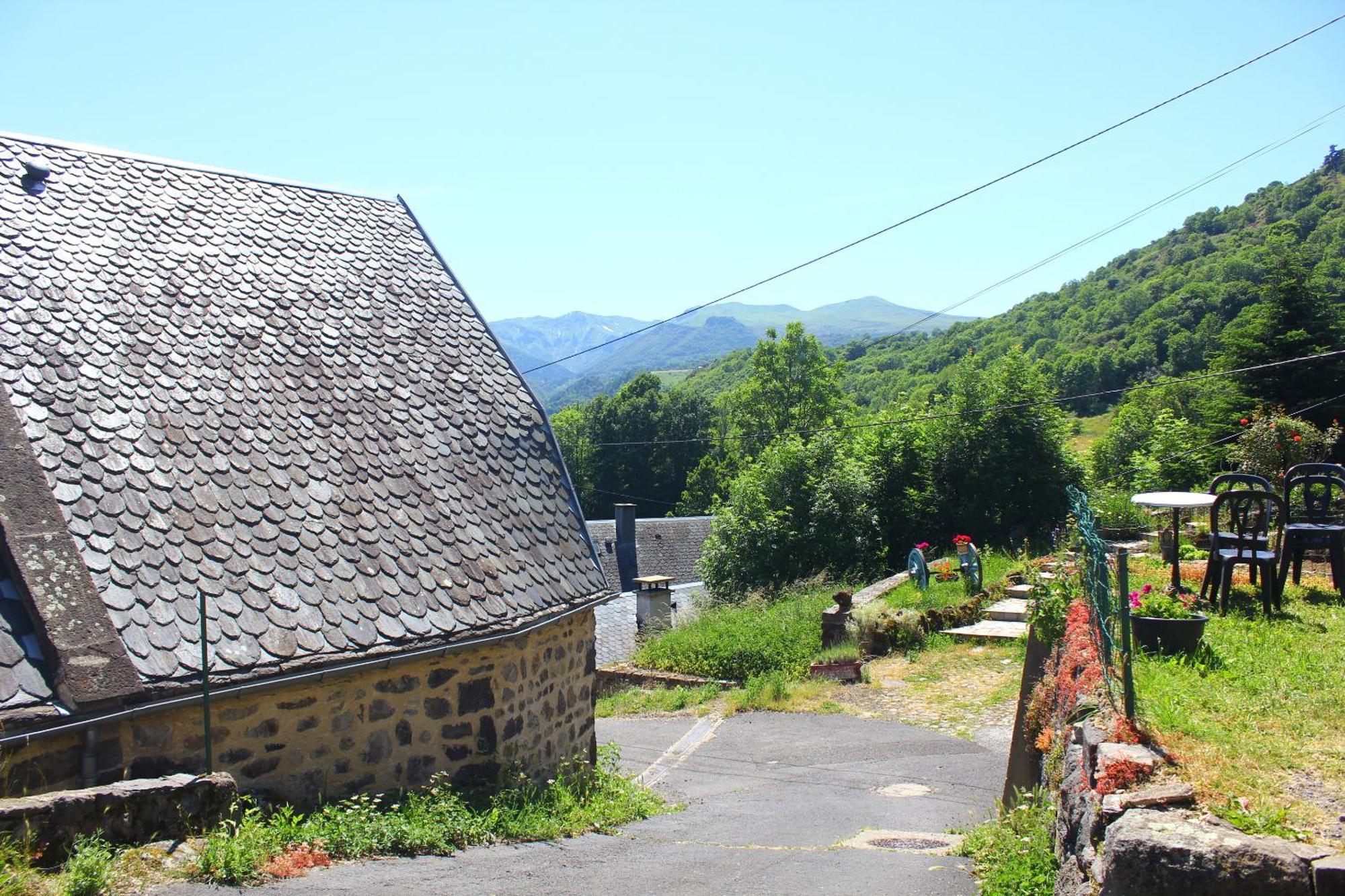 Maison De Varennes Chambon-sur-Lac Exteriör bild